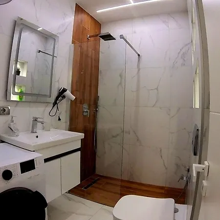Guido Apartment
